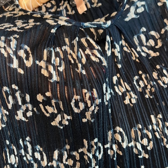 Lucky Brand printed black cutout tunic tank top, size large - Picture 8 of 8